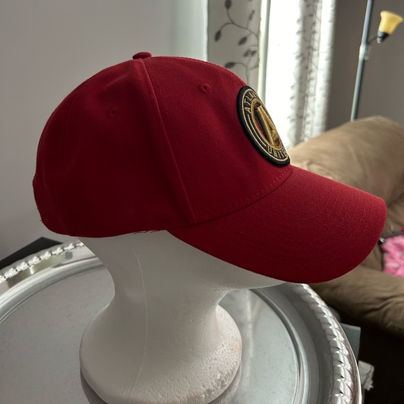 YOUTH ATL UNITED FC ADIDAS ADJUSTABLE CAP - Picture 3 of 6